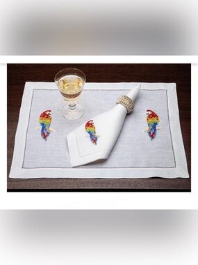 Avian Parrot-themed Placemats & Napkins: 8 of each SCHWEITZER LINEN NIB